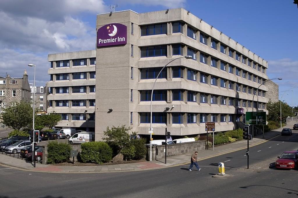 Premier Inn Aberdeen City Centre Exterior photo