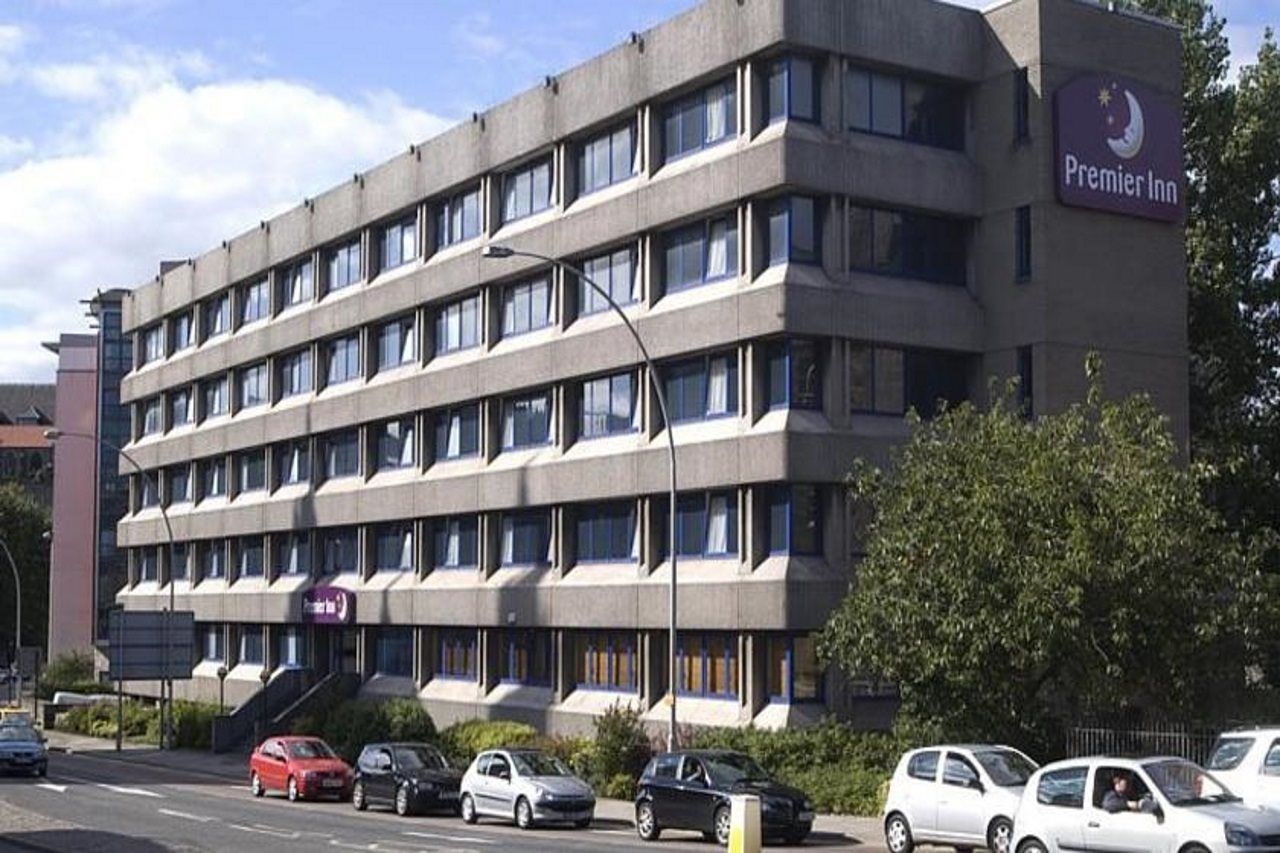 Premier Inn Aberdeen City Centre Exterior photo